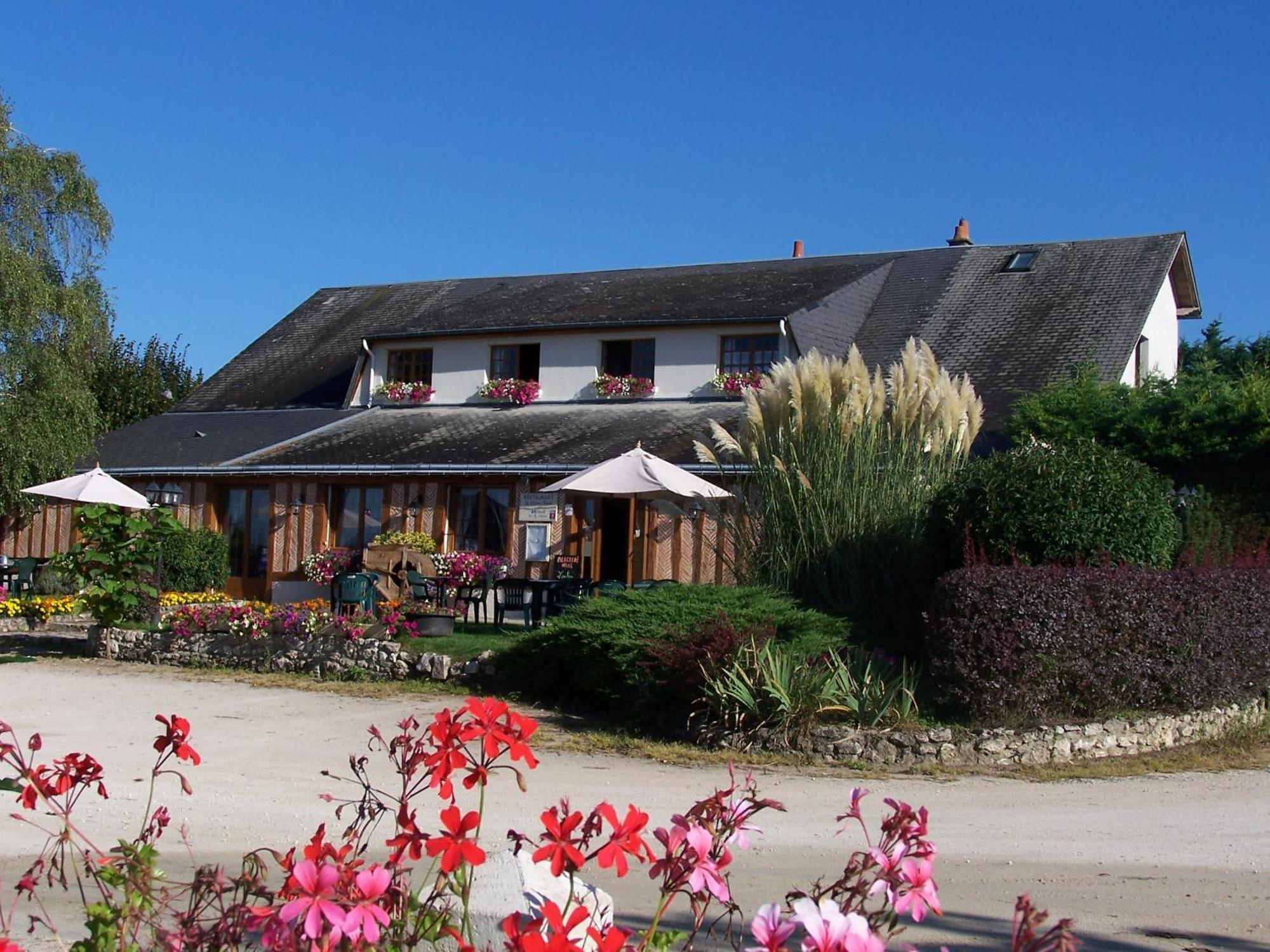 Logis Hotel Restaurant Le Vieux Fusil Soings-en-Sologne Exterior photo